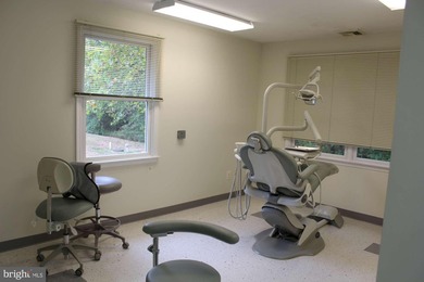 Commercial Opportunity with Flexibility and Visibility!! Located - photo 24