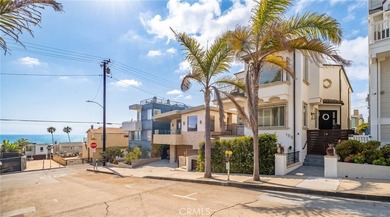 LOCATED JUST FOUR HOUSES FROM THE STRAND, this beautifully - photo 32