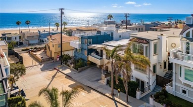 LOCATED JUST FOUR HOUSES FROM THE STRAND, this beautifully - photo 34