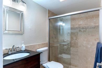Beautiful furnished 2 bedroom 2 bath unit with open kitchen and - photo 14