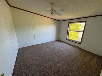 Located in the Edgewood Estates mobile home community - $69,900 - photo 15
