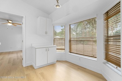Perfectly landscaped and exterior freshly painted located in a - photo 15