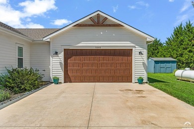A beautifully designed ranch home located on a spacious lot in - photo 6