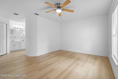 Perfectly landscaped and exterior freshly painted located in a - photo 16