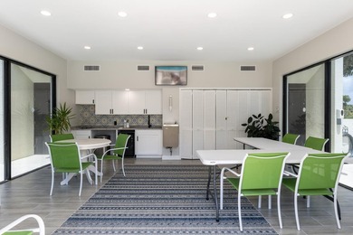 Beautiful furnished 2 bedroom 2 bath unit with open kitchen and - photo 17