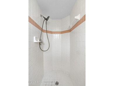 Perfectly landscaped and exterior freshly painted located in a - photo 22