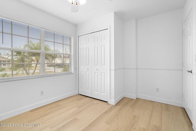 Perfectly landscaped and exterior freshly painted located in a - photo 24