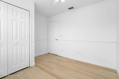 Perfectly landscaped and exterior freshly painted located in a - photo 25