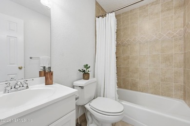 MAIN HOUSE + GUEST HOUSE - Perfect for multigenerational living - photo 29