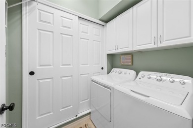 This exquisite ground level condominium features 2 bedrooms and - photo 31