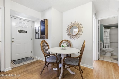 MAIN HOUSE + GUEST HOUSE - Perfect for multigenerational living - photo 36