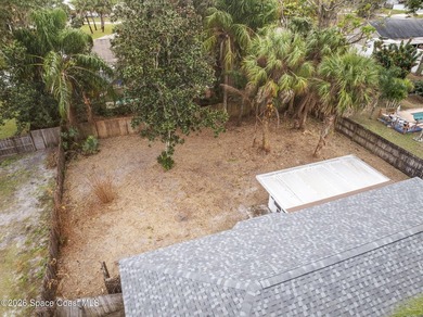 Perfectly landscaped and exterior freshly painted located in a - photo 39