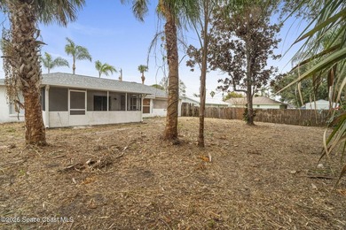 Perfectly landscaped and exterior freshly painted located in a - photo 50