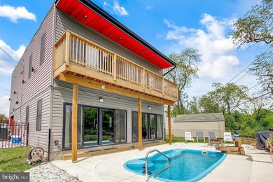 MOTIVATED SELLER; Modern waterfront living meets everyday - photo 6