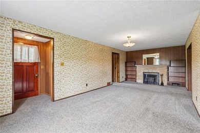 Welcome to a truly special property where space, charm, and - photo 4