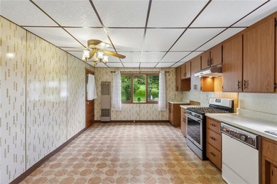 Welcome to a truly special property where space, charm, and - photo 8