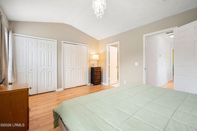 Fabulous features set this Brookshire model apart! This end-unit - photo 16