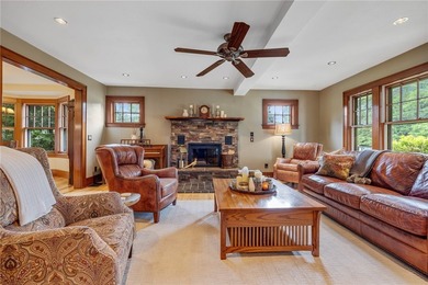 Craftsman charm meets today's modern updates! This beautifully - photo 17