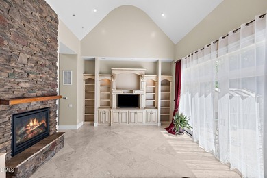 Welcome to this exceptional luxury estate in the prestigious The - photo 18