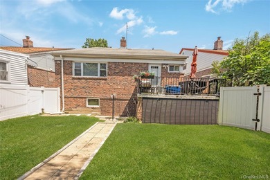 Live, Play And Commute **Bay Terrace Vicinity** *ORIGINALLY A - photo 25