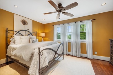 Craftsman charm meets today's modern updates! This beautifully - photo 39