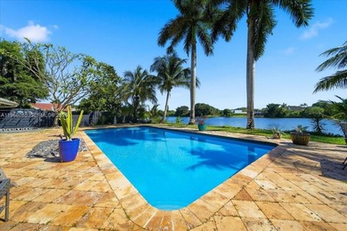 (private lake, pond, coastal) Home For Sale in Plantation Florida