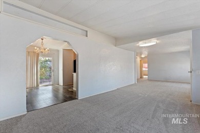 Spacious 3-Bedroom, 2-Bath Manufactured Home on Owned Land - No