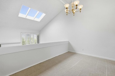 Just Reduced $100,000!!! Light and bright Seascape townhouse in - photo 11