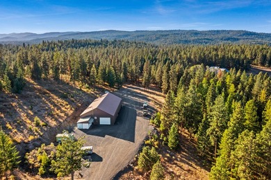 Set on 400 acres of private, gated, fully fenced land, this - photo 11