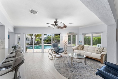 Beautifully remodeled waterfront home in sought-after Camino - photo 11