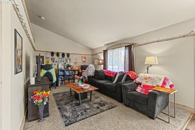 Rare opportunity to own a truly custom and charming duplex in a - photo 14