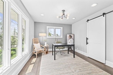Fully renovated in 2022, this luxurious 4BR, 4.5BA lakefront - photo 20