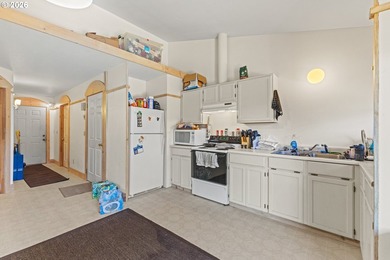 Rare opportunity to own a truly custom and charming duplex in a - photo 28