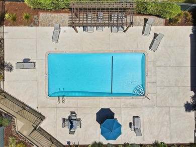 Just Reduced $100,000!!! Light and bright Seascape townhouse in - photo 32
