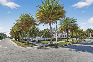 Perfectly positioned a few blocks from the Intracoastal in the - photo 2