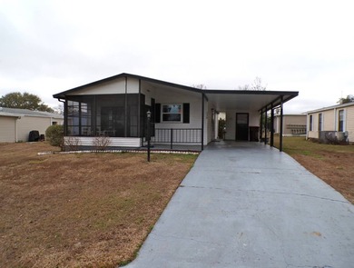 Smith Lake Home For Sale in Belleview Florida