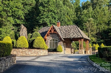 Nestled in a quiet area near the walking trails in Vista at - photo 6