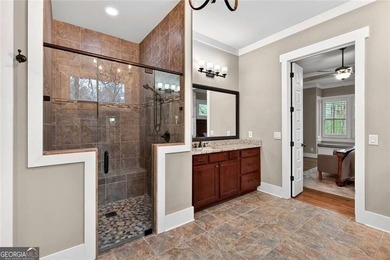 SELLER REVIEWING ALL OFFERS | MODERN 2015 BUILD | EXCEPTIONAL - photo 23