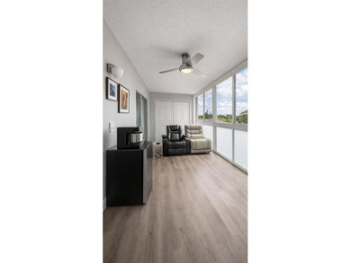 YOU WILL LOVE THIS PLACE! Cozy, clean, and modern condo in - photo 25