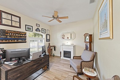 Your Florida Home Awaits! This beautiful concrete block - photo 10