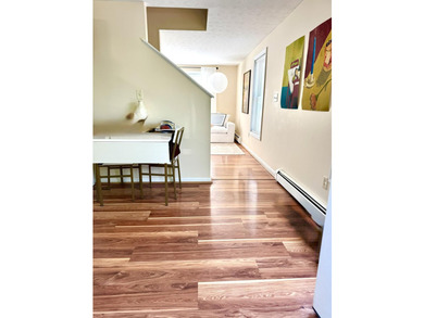 Turnkey duplex built in 2000, positioned at the end of a quiet - photo 5