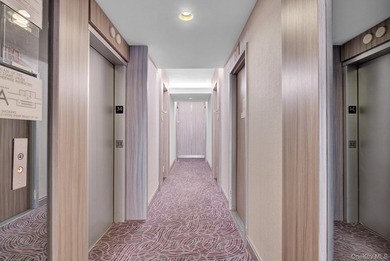 Welcome to this extraordinary, updated 3-bedroom, 3.5-bathroom - photo 12