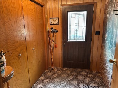 Room for the whole family!! Located on 101' feet of lake - photo 13