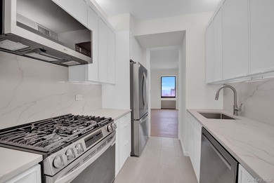 Welcome to this extraordinary, updated 3-bedroom, 3.5-bathroom - photo 20