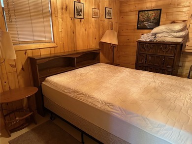 Room for the whole family!! Located on 101' feet of lake - photo 22