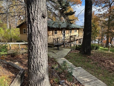 Room for the whole family!! Located on 101' feet of lake - photo 29
