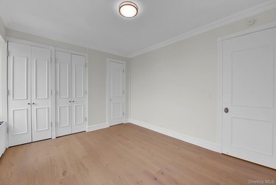 Welcome to this extraordinary, updated 3-bedroom, 3.5-bathroom - photo 35