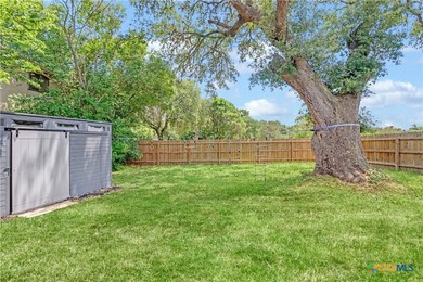 This mid-century cottage has been tastefully updated to include - photo 35
