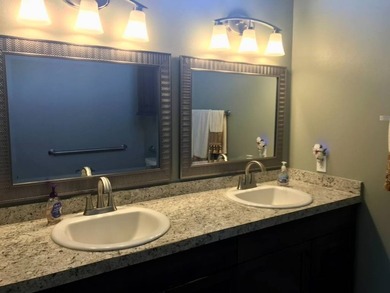 This beautiful, well-maintained home features a spacious layout - photo 6