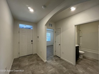 Motivated seller! $10K down & brand-new LVP floor & quartz - photo 6